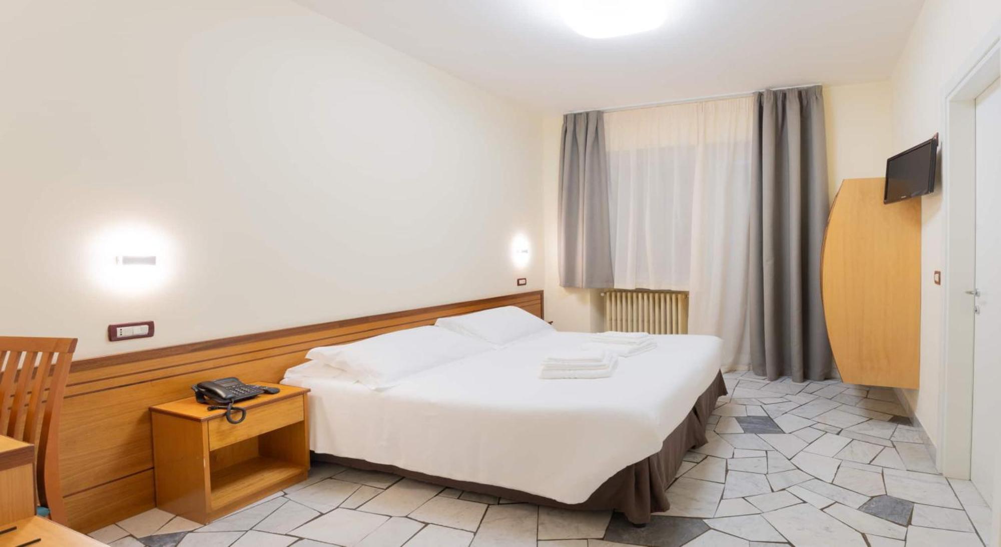 Hotel Delle Rose Cascia Exterior photo