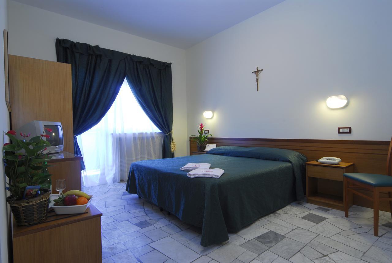 Hotel Delle Rose Cascia Exterior photo